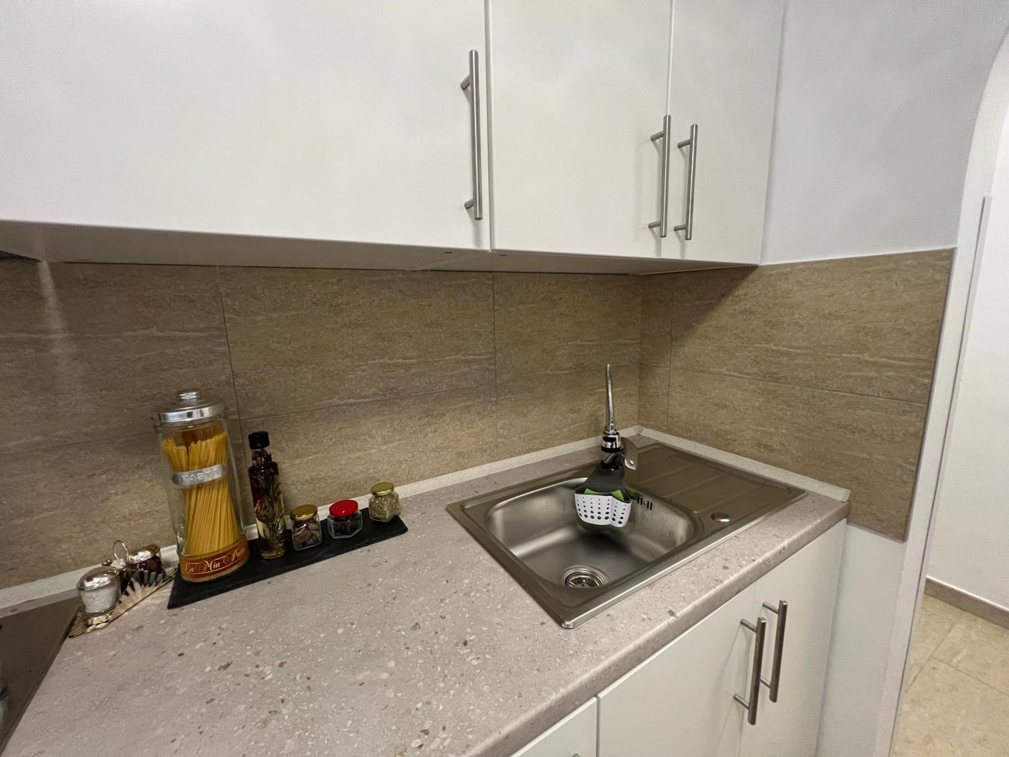 Gara Arcu Apartament Lägenhet Iasi Exteriör bild